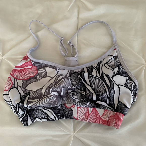 Other - Love fitness sports bra